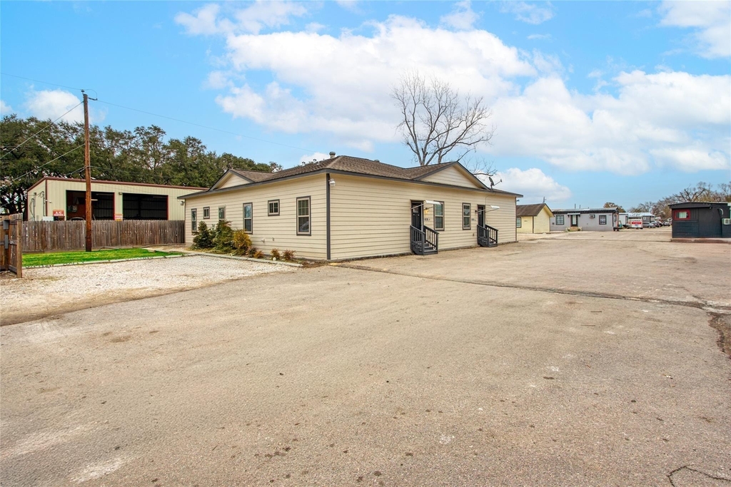14310 1/2 Unit T Sweeney Road - Photo 0
