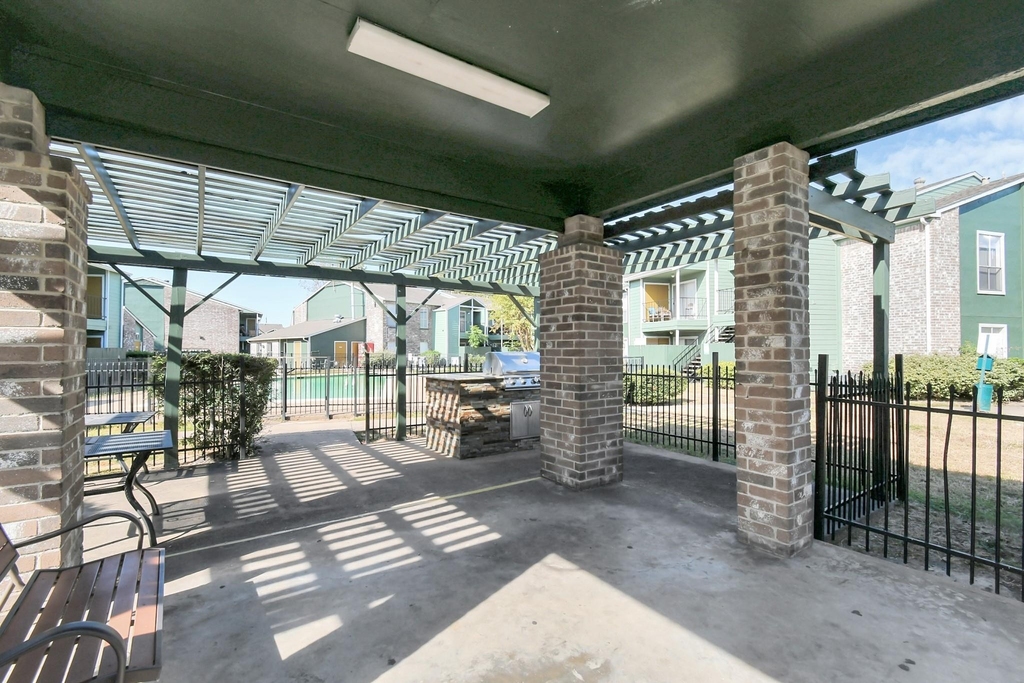 7700 W Airport Boulevard - Photo 35