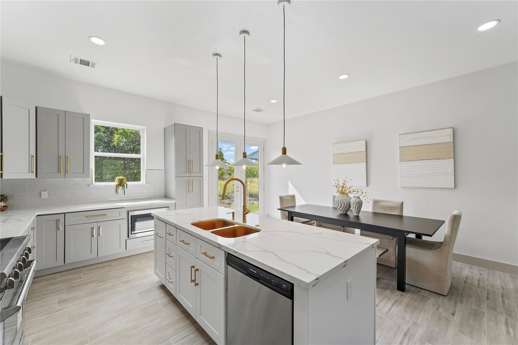 70 N Pine Harbour Drive - Photo 4