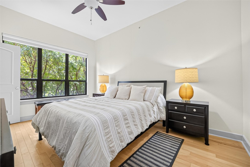 1901 Post Oak Boulevard - Photo 10