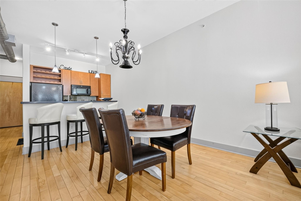 1901 Post Oak Boulevard - Photo 5