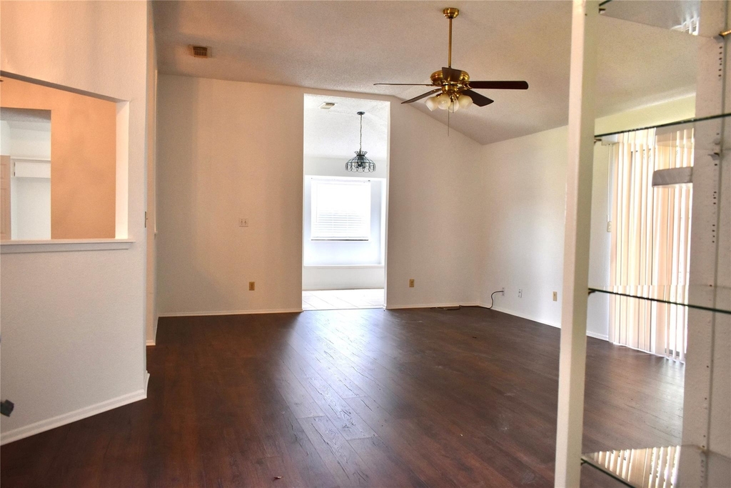 16838 Markridge Drive - Photo 10