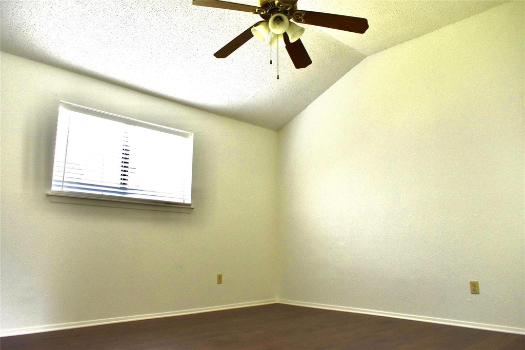 16838 Markridge Drive - Photo 8