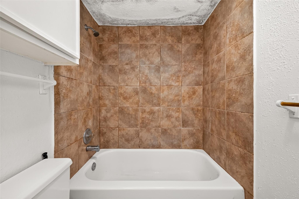 16838 Markridge Drive - Photo 40