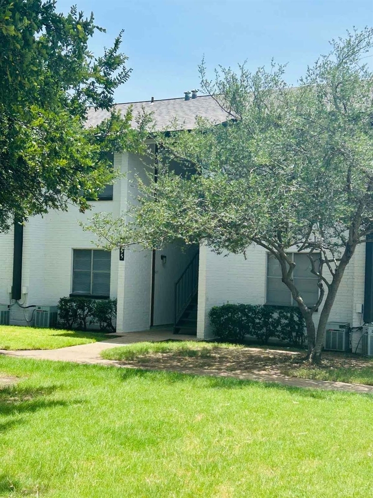 2957 Park Square Drive - Photo 10