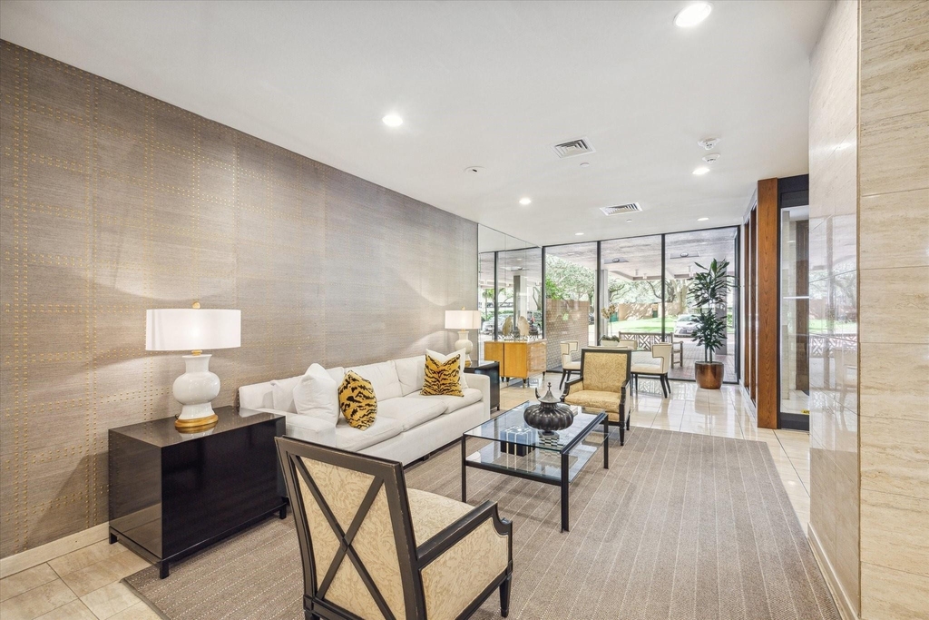 15 Greenway Plaza - Photo 31