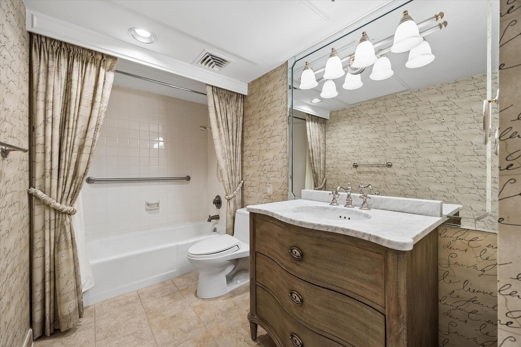 15 Greenway Plaza - Photo 24