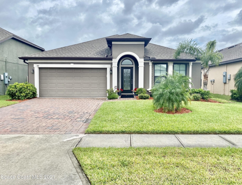760 Fiddleleaf Circle - Photo 0