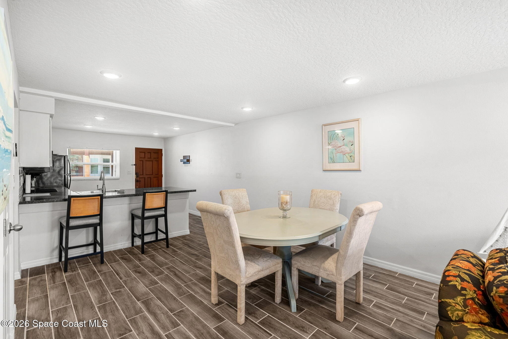 1318 S Miramar Avenue - Photo 12