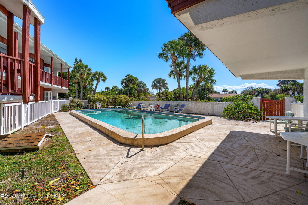 1318 S Miramar Avenue - Photo 32