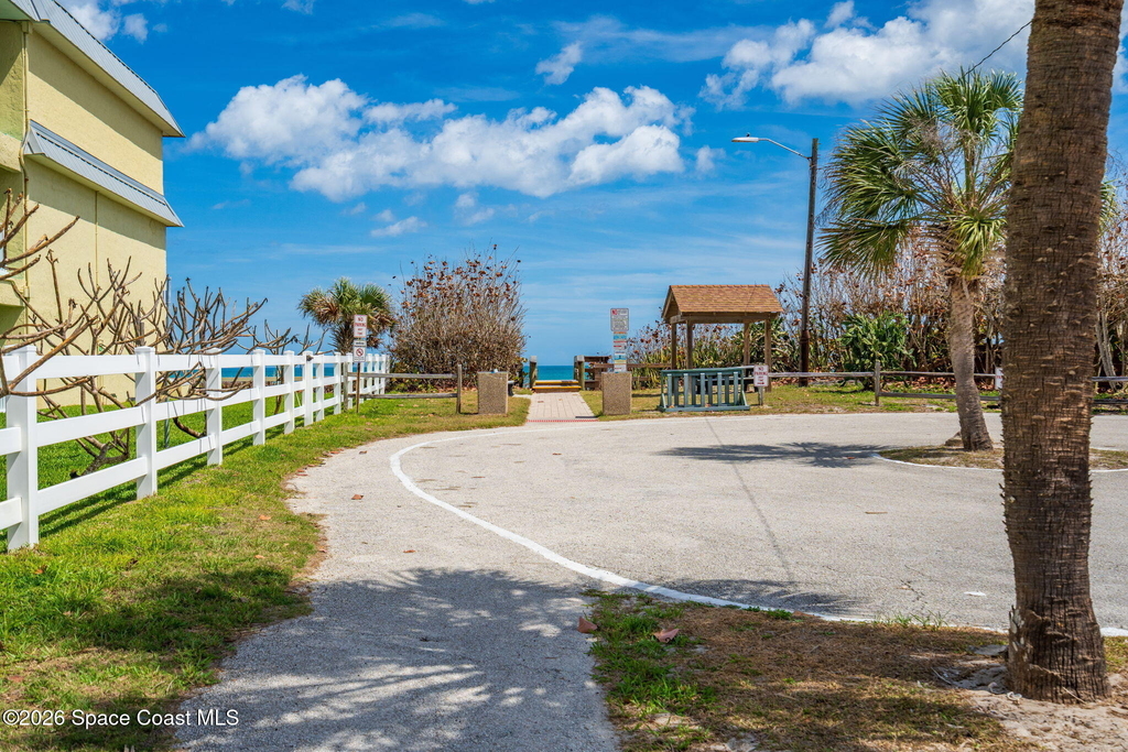 1318 S Miramar Avenue - Photo 36