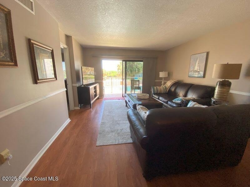7520 Ridgewood Avenue - Photo 7