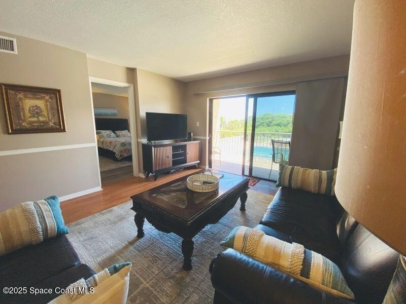 7520 Ridgewood Avenue - Photo 6