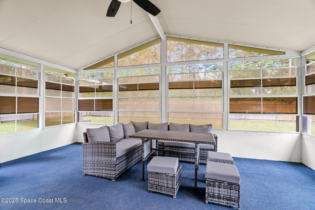 999 Emerald Road Se - Photo 19