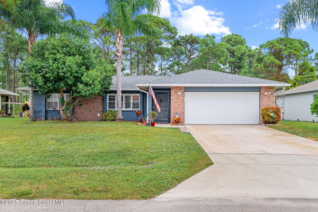 999 Emerald Road Se - Photo 0