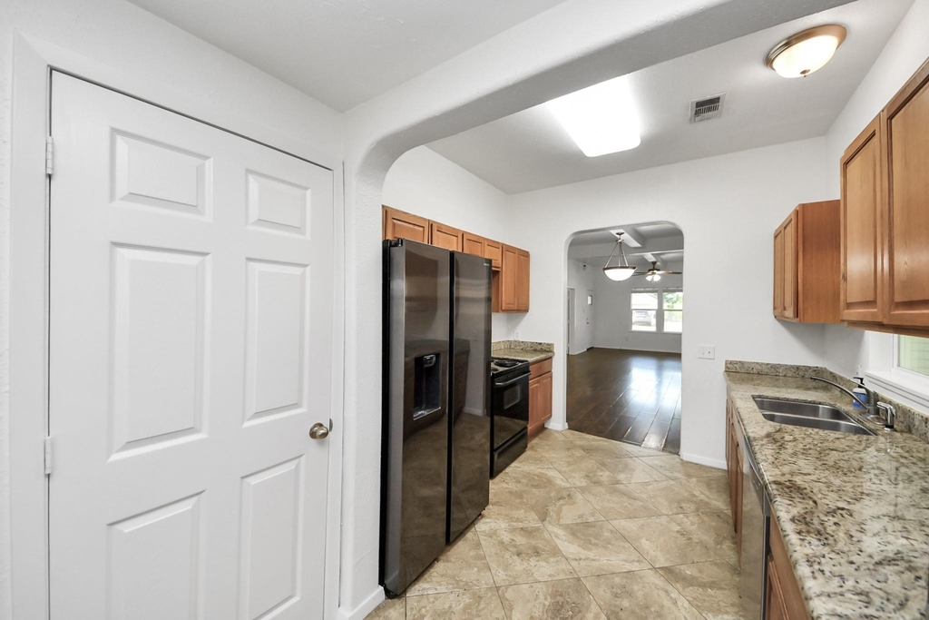 4314 6th Street - Photo 14