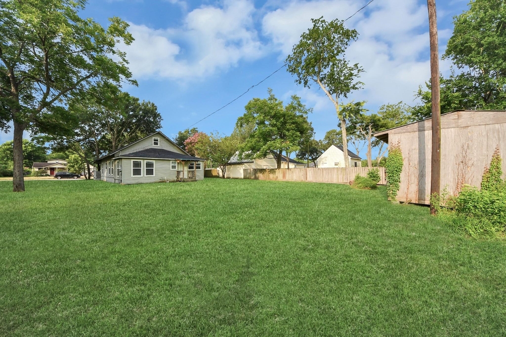 4314 6th Street - Photo 31