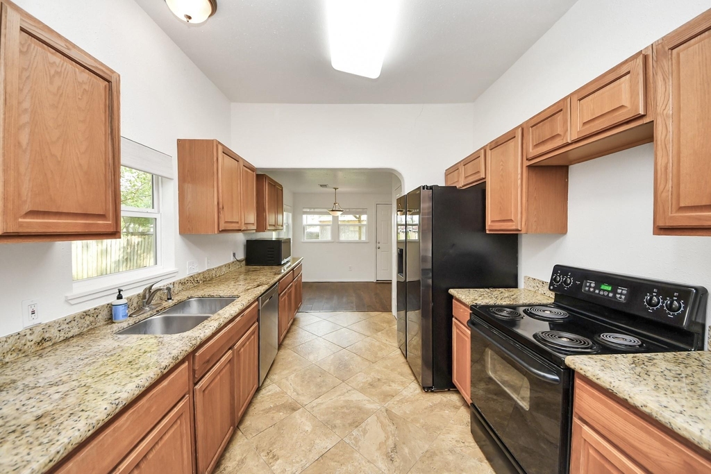 4314 6th Street - Photo 10