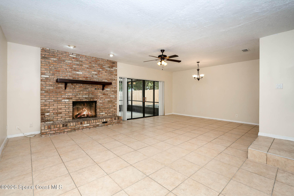 1911 Cashew Courtway - Photo 2
