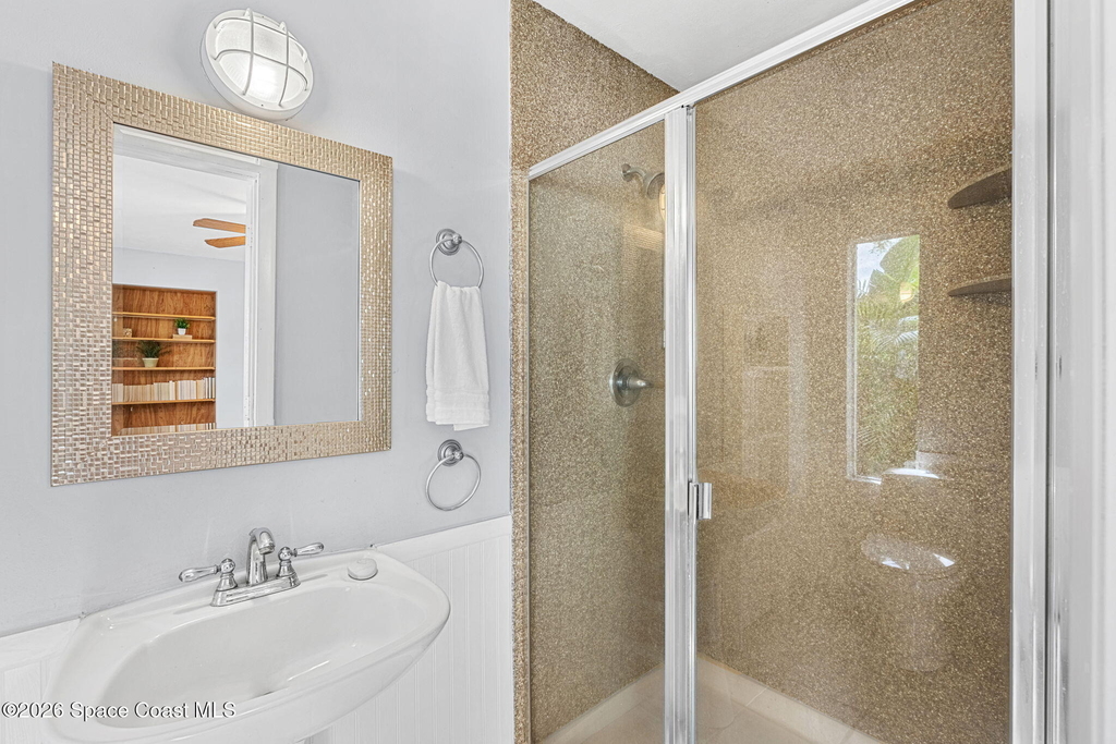 975 Oak Street - Photo 35