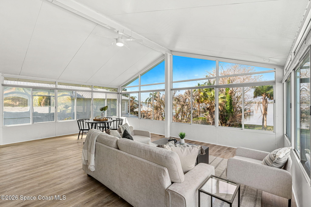 975 Oak Street - Photo 19