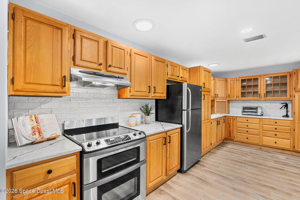 975 Oak Street - Photo 10