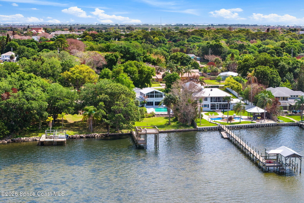 975 Oak Street - Photo 3