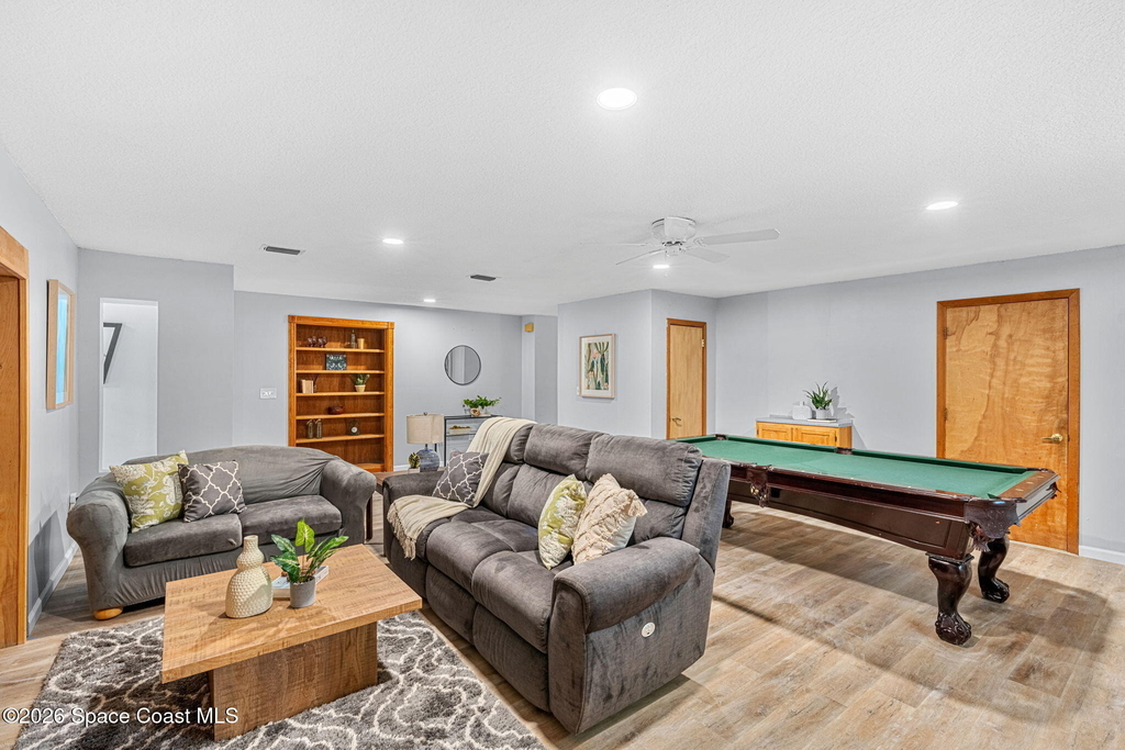 975 Oak Street - Photo 22