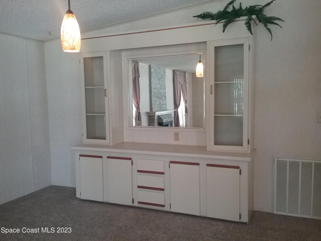 1609 Ridge Drive - Photo 9