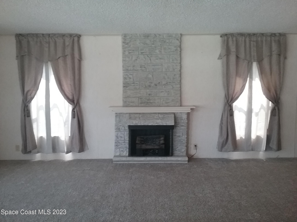 1609 Ridge Drive - Photo 5