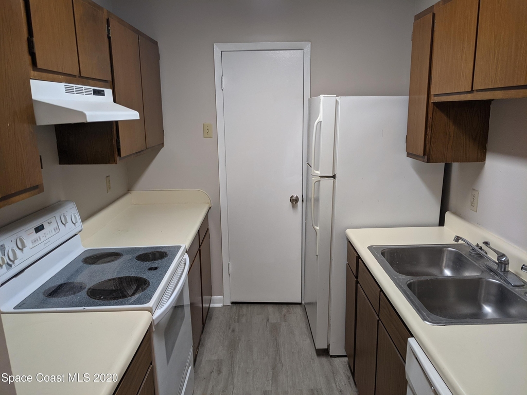 3510 Sable Palm Lane - Photo 9