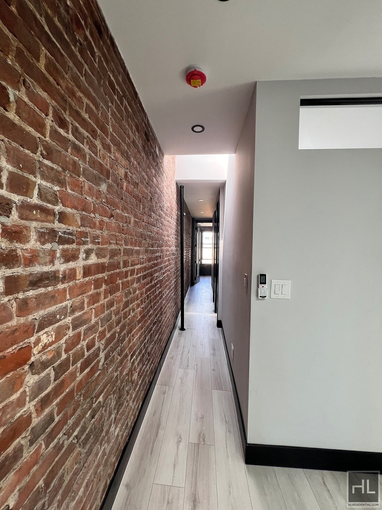 W 52nd St. - Photo 1