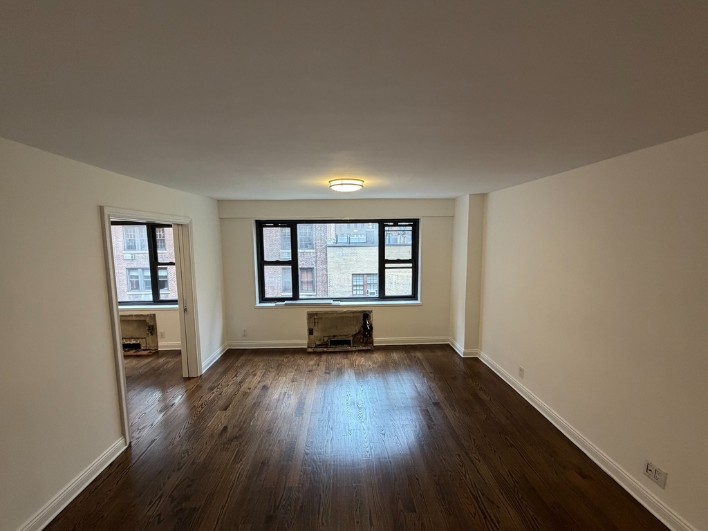 East 56th Street - Photo 2