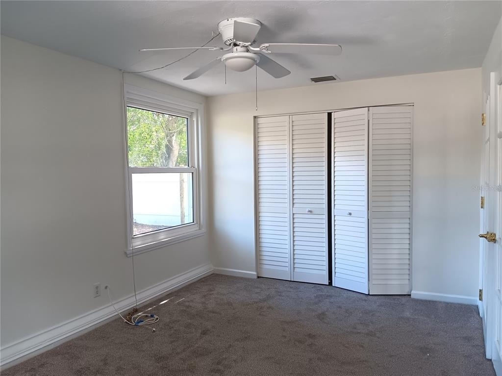 7980 52nd Street N - Photo 17