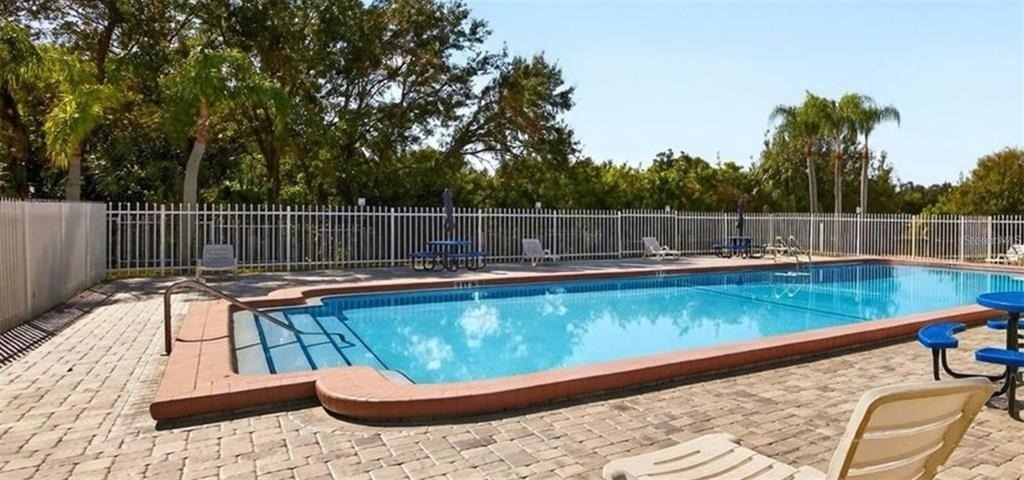 7210 N Manhattan Avenue - Photo 25