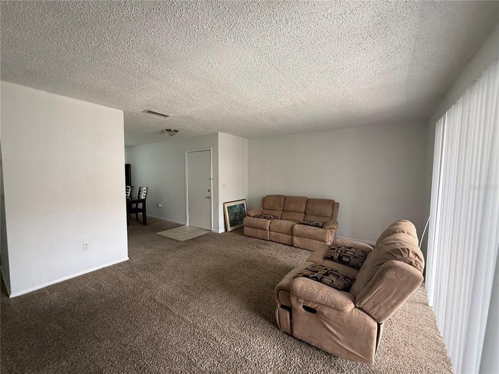 7210 N Manhattan Avenue - Photo 2