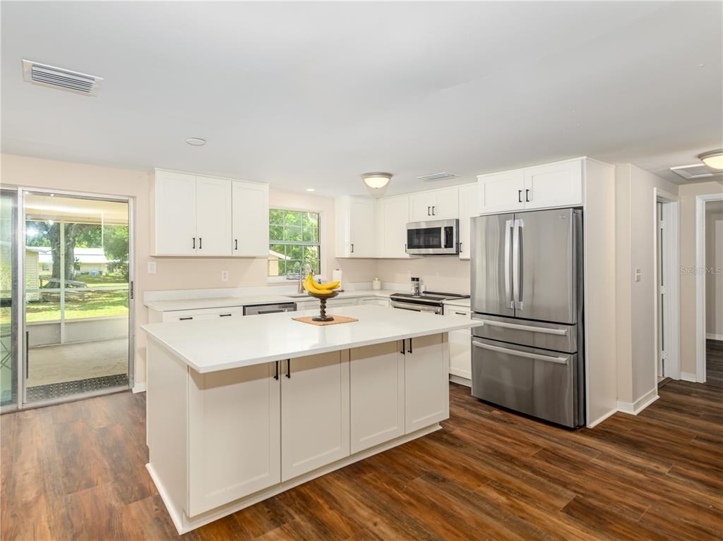 4722 Stearns Road - Photo 4