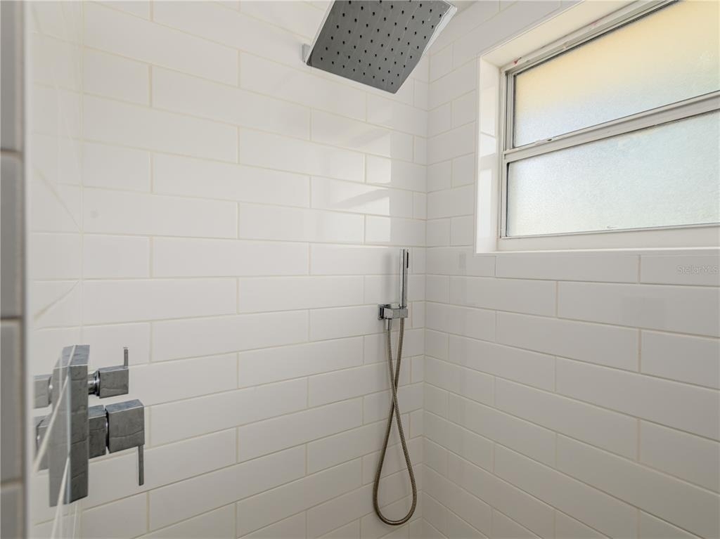 4722 Stearns Road - Photo 14