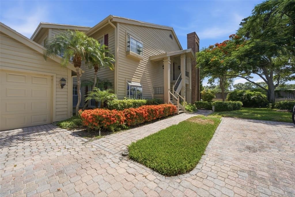 50 Pelican Place - Photo 0