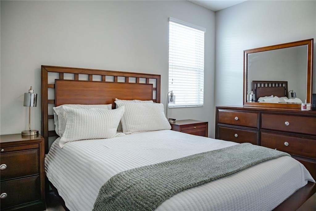 10452 Laguna Plains Drive - Photo 8