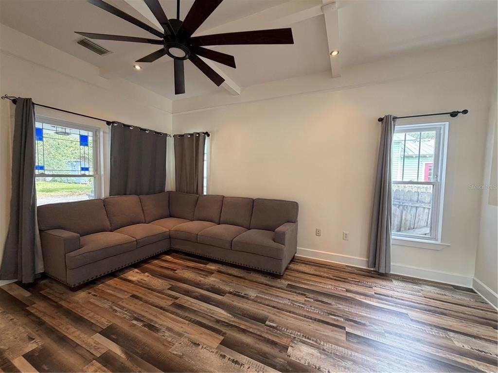1204 E Ellicott Street - Photo 9