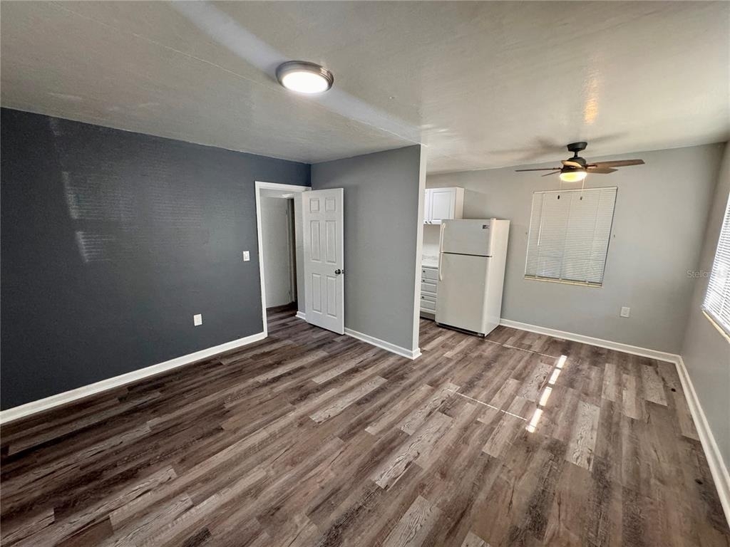 2318 4th Street S - Photo 4