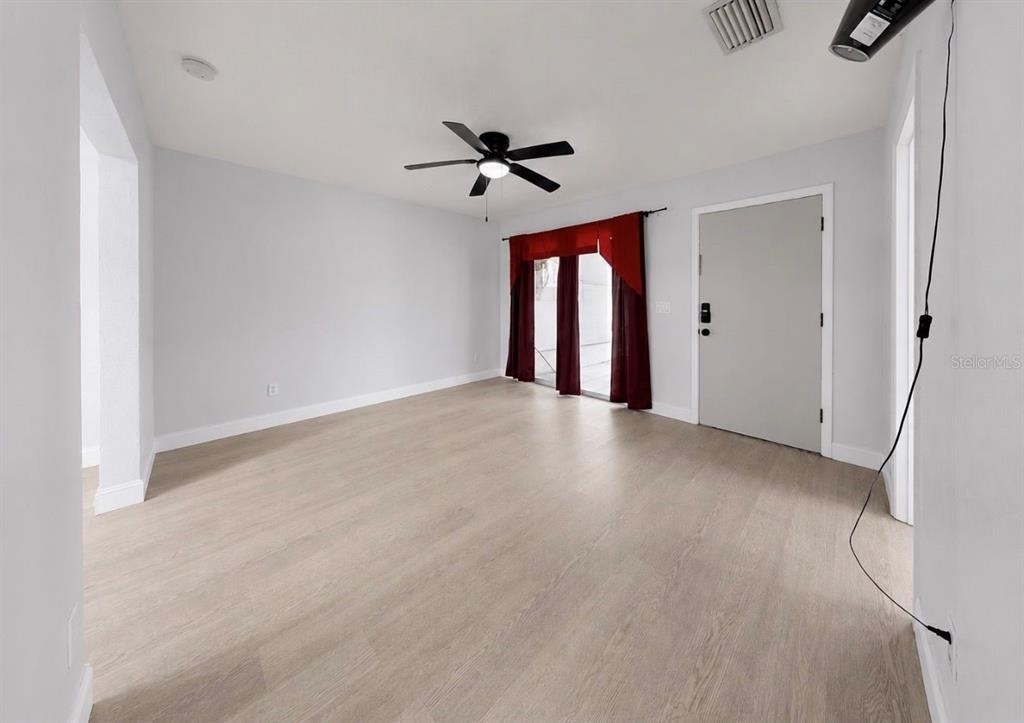 4931 Victoria Drive - Photo 10