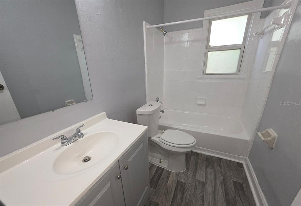 1816 E 27th Street - Photo 4