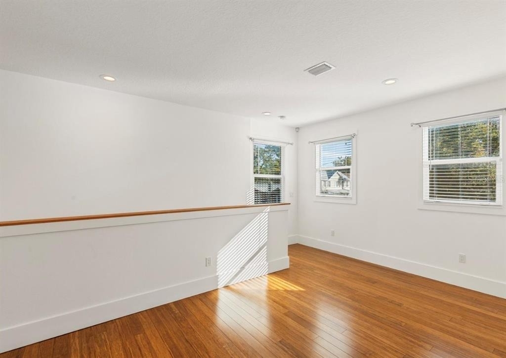 214 E Floribraska Avenue - Photo 16