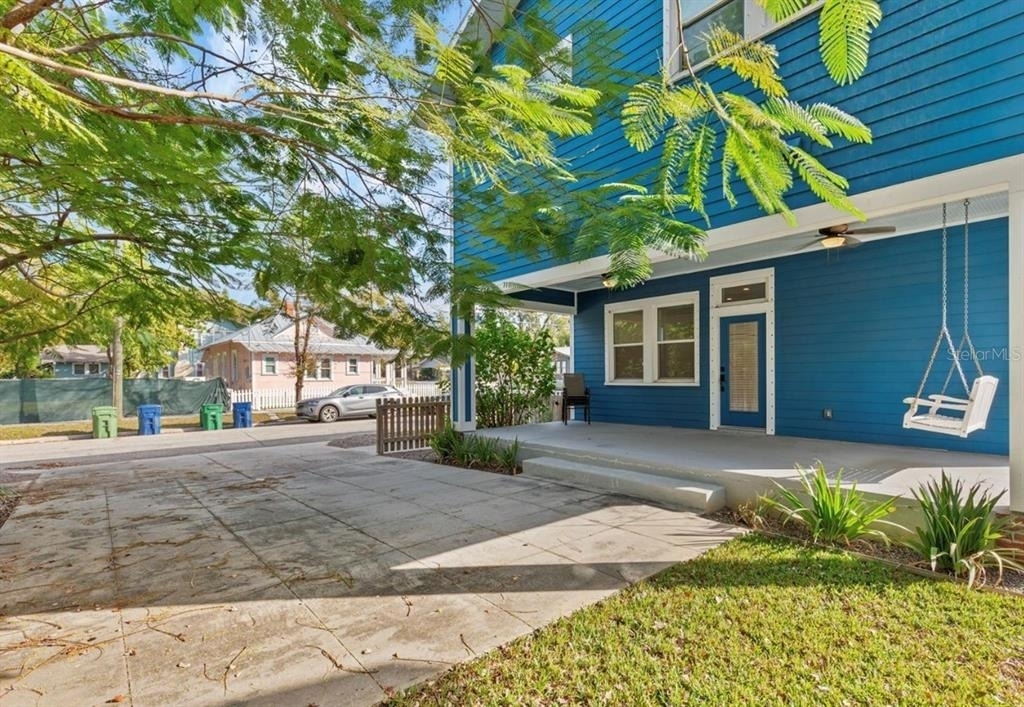 214 E Floribraska Avenue - Photo 34