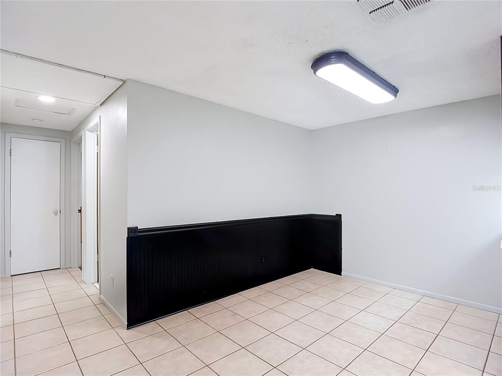 7916 Woodgrove Circle - Photo 7