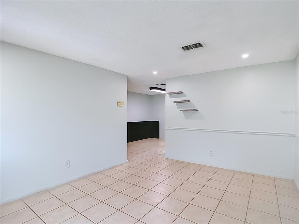 7916 Woodgrove Circle - Photo 4