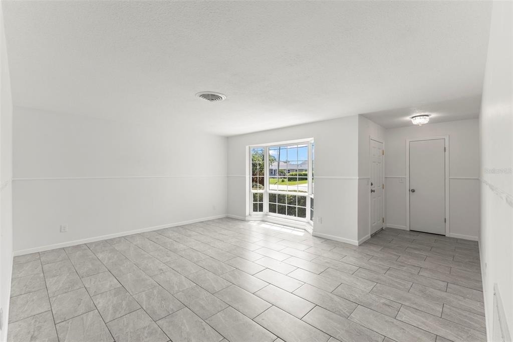 4960 Dover Street Ne - Photo 3