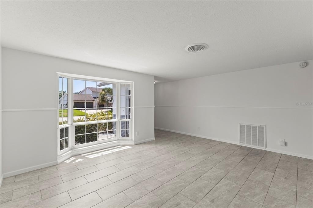4960 Dover Street Ne - Photo 4